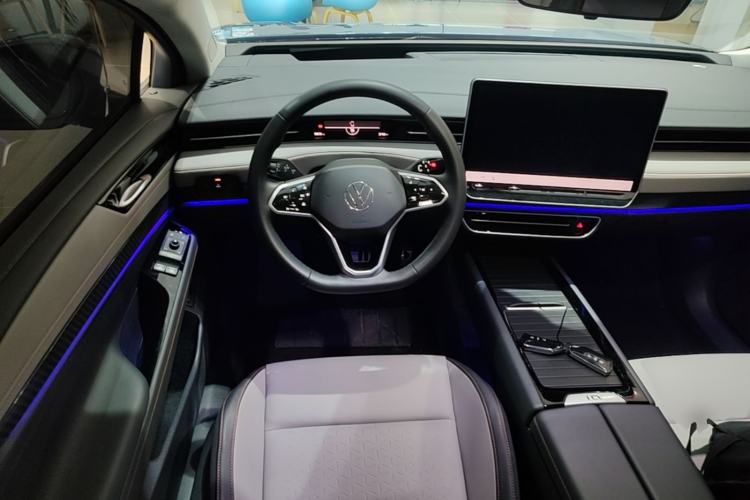 Used Volkswagen ID.7 VIZZION 2024 AIR model Steering Wheel