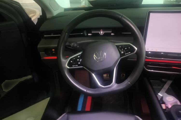 Used Volkswagen ID.7 VIZZION 2024 PRO Model Steering Wheel