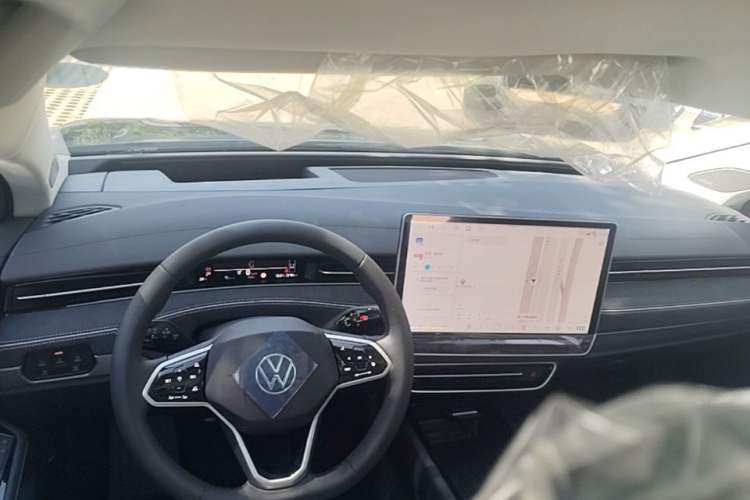 Used Volkswagen ID.7 VIZZION 2024 PRO Model Steering Wheel