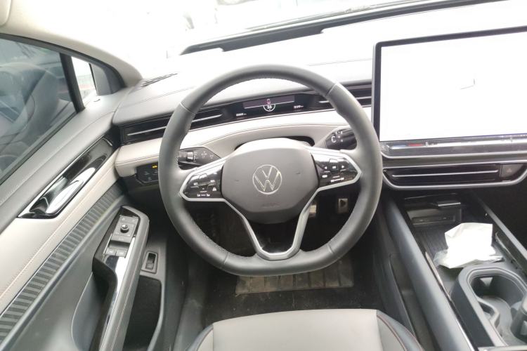 Used Volkswagen ID.7 VIZZION 2024 AIR model Steering Wheel