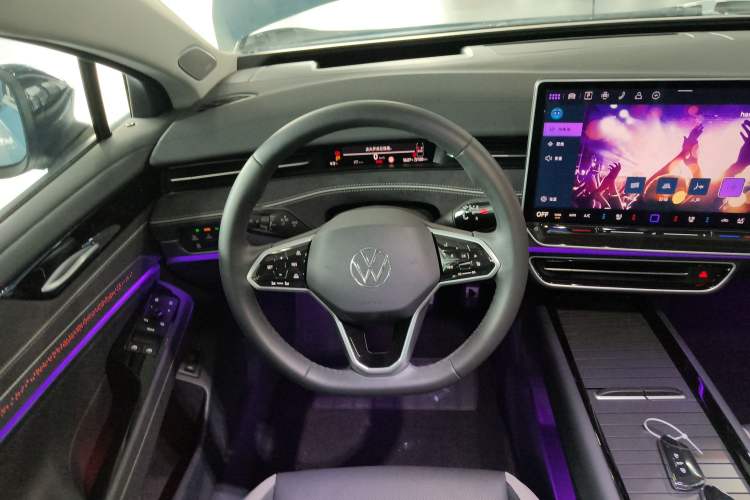 Used Volkswagen ID.7 VIZZION 2024 PRO Model Steering Wheel