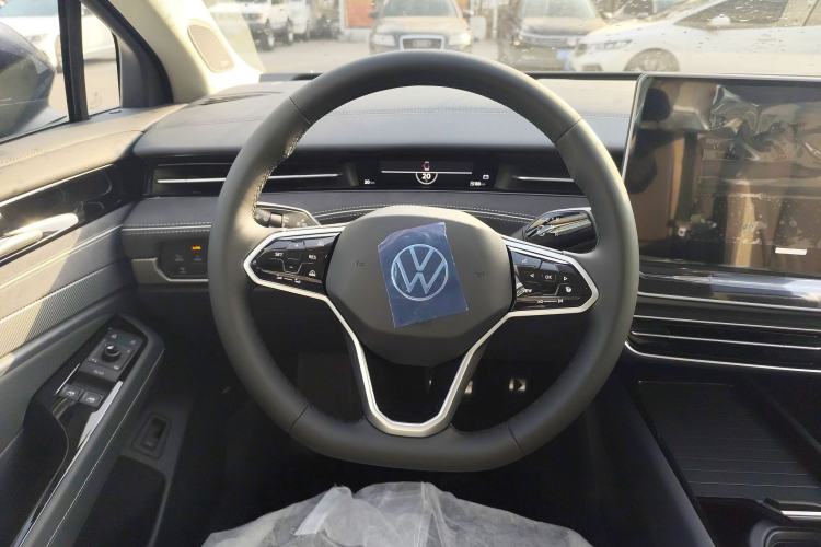 Used Volkswagen ID.7 VIZZION 2024 PRO Model Steering Wheel