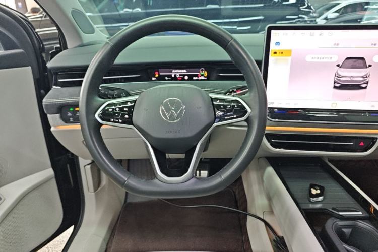 Used Volkswagen ID.7 VIZZION 2024 First Edition Steering Wheel