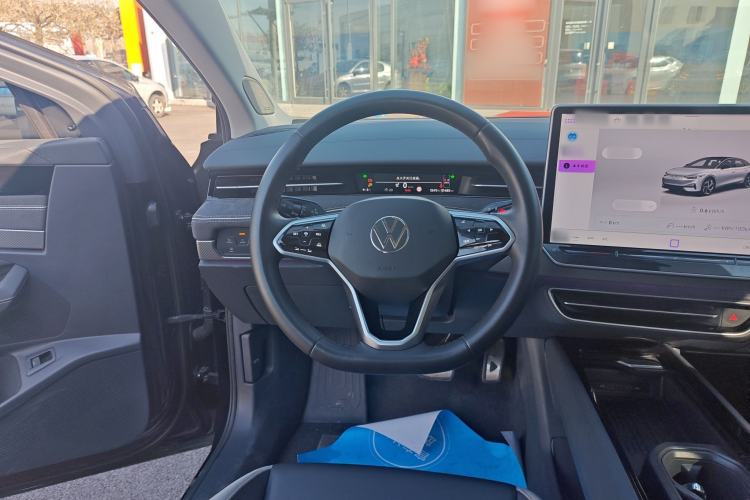 Used Volkswagen ID.7 VIZZION 2024 First Edition Steering Wheel