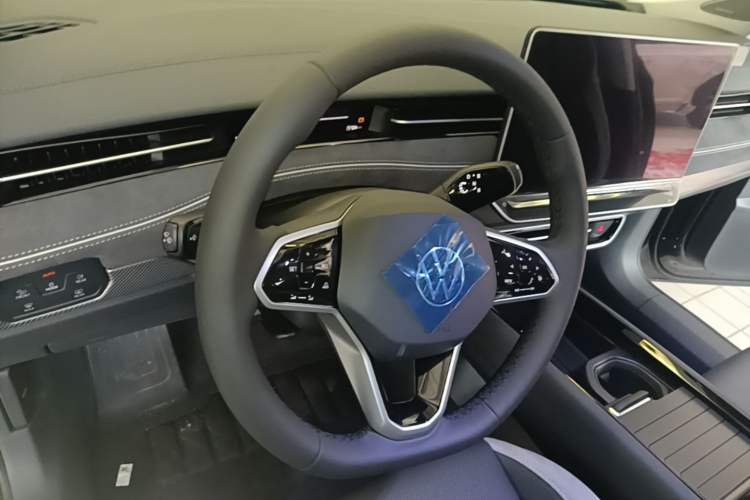 Used Volkswagen ID.7 VIZZION 2024 PRO Model Steering Wheel