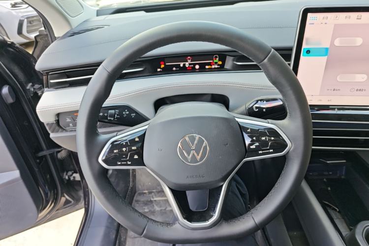 Used Volkswagen ID.7 VIZZION 2024 AIR model Steering Wheel