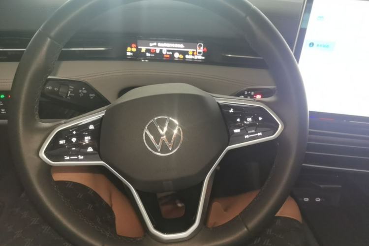 Used Volkswagen ID.7 VIZZION 2024 AIR model Steering Wheel