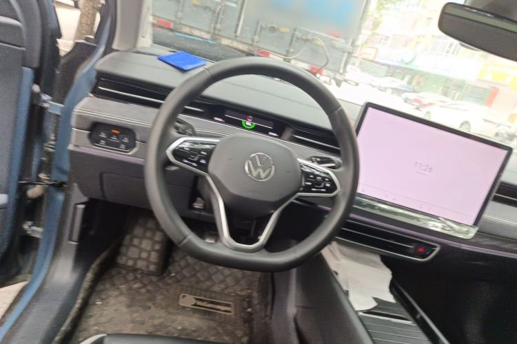 Used Volkswagen ID.7 VIZZION 2024 PRO Model Steering Wheel