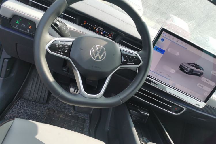 Used Volkswagen ID.7 VIZZION 2024 AIR model Steering Wheel