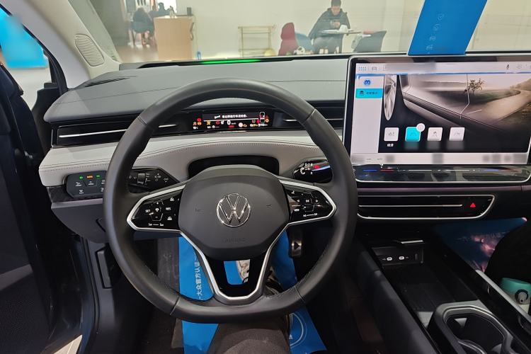 Used Volkswagen ID.7 VIZZION 2024 AIR model Steering Wheel