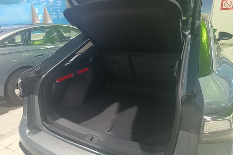Used Volkswagen ID.7 VIZZION 2024 PRO Model Trunk