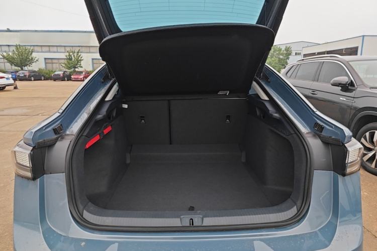 Used Volkswagen ID.7 VIZZION 2024 PRO Model Trunk