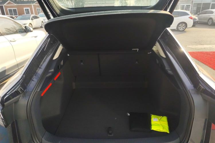 Used Volkswagen ID.7 VIZZION 2024 PRO Model Trunk