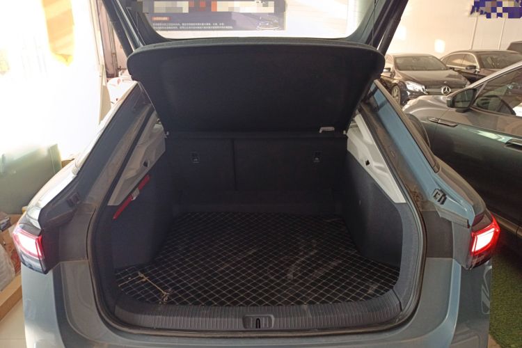 Used Volkswagen ID.7 VIZZION 2024 First Edition Trunk