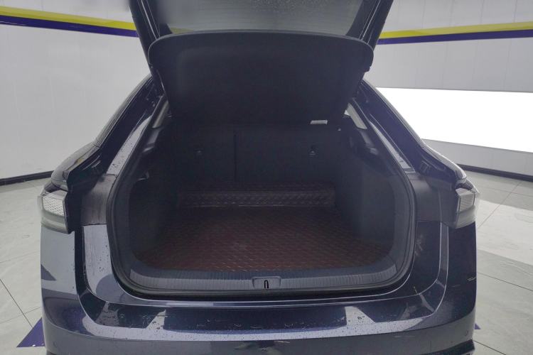 Used Volkswagen ID.7 VIZZION 2024 First Edition Trunk
