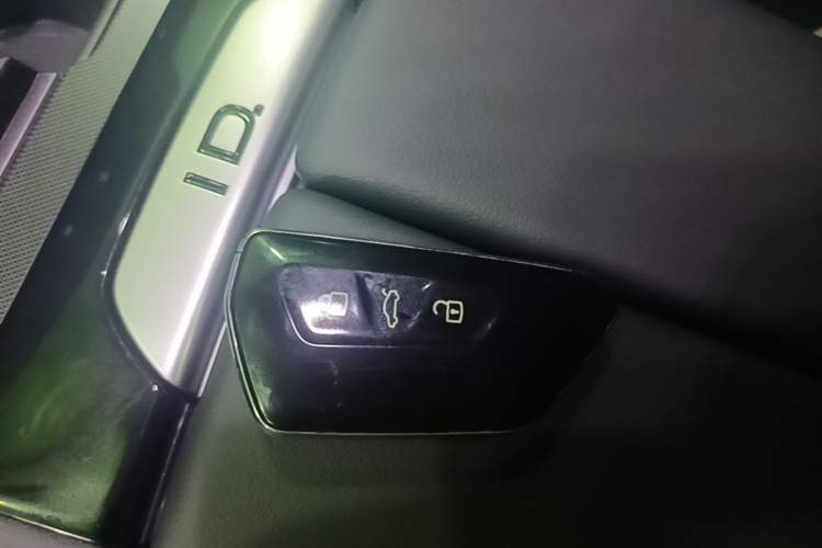 Used Volkswagen ID.7 VIZZION 2024 PRO Model Vehicle Key