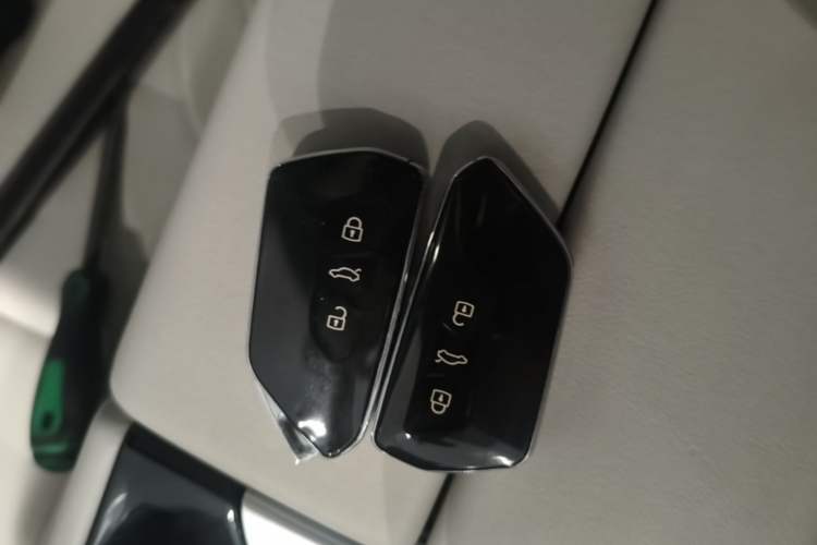 Used Volkswagen ID.7 VIZZION 2024 First Edition Vehicle Key