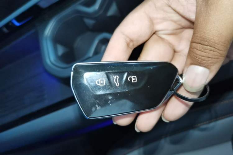 Used Volkswagen ID.7 VIZZION 2024 AIR model Vehicle Key