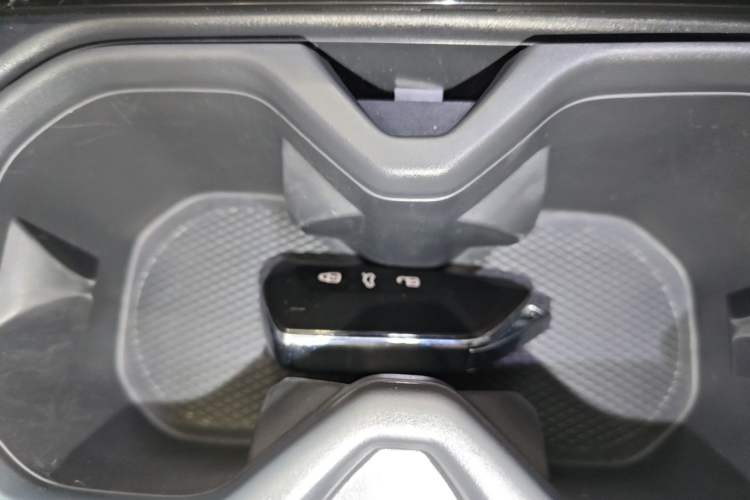 Used Volkswagen ID.7 VIZZION 2024 PRO Model Vehicle Key