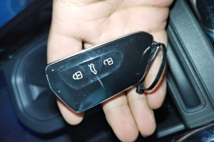 Used Volkswagen ID.7 VIZZION 2024 AIR model Vehicle Key