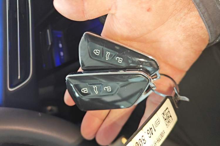 Used Volkswagen ID.7 VIZZION 2024 PRO Model Vehicle Key