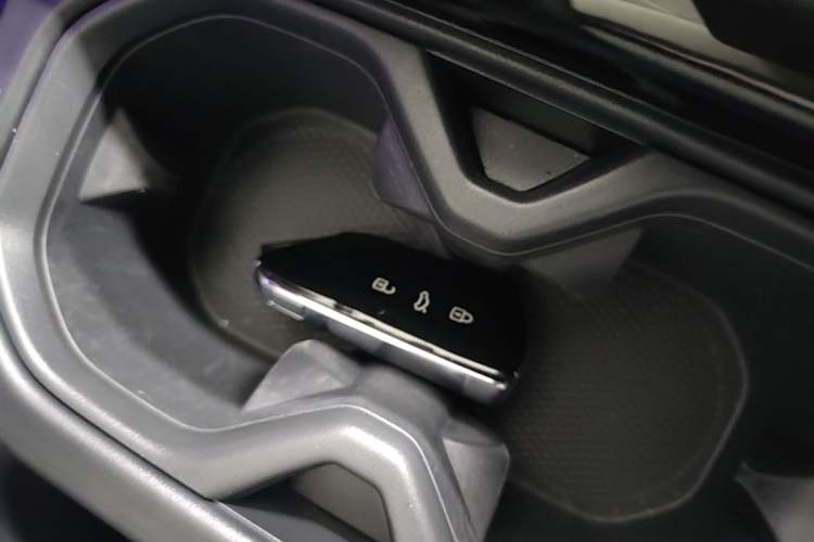 Used Volkswagen ID.7 VIZZION 2024 PRO Model Vehicle Key