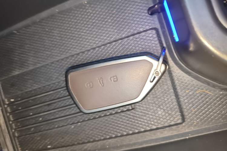 Used Volkswagen ID.7 VIZZION 2024 First Edition Vehicle Key