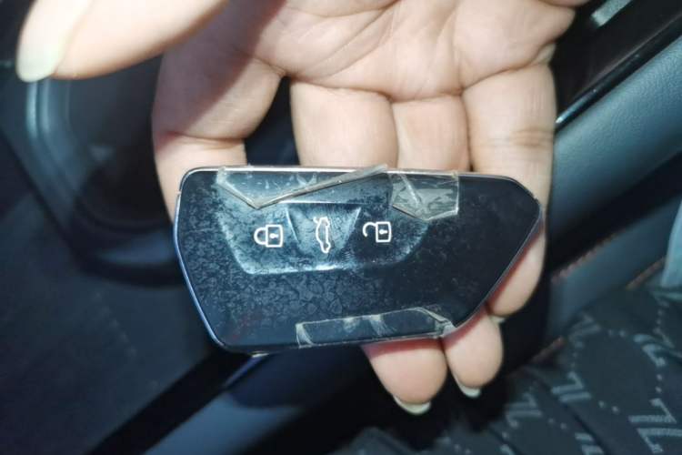 Used Volkswagen ID.7 VIZZION 2024 AIR model Vehicle Key