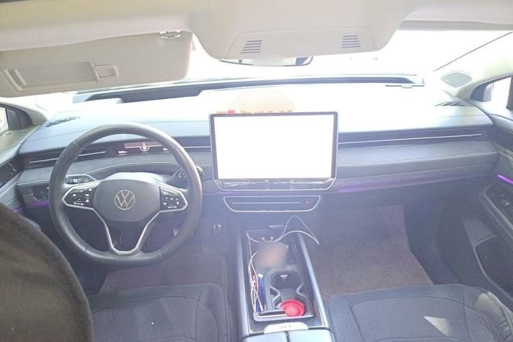 Used Volkswagen ID.7 VIZZION 2024 PRO Model Center Console