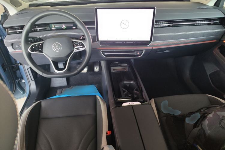 Used Volkswagen ID.7 VIZZION 2024 PRO Model Center Console