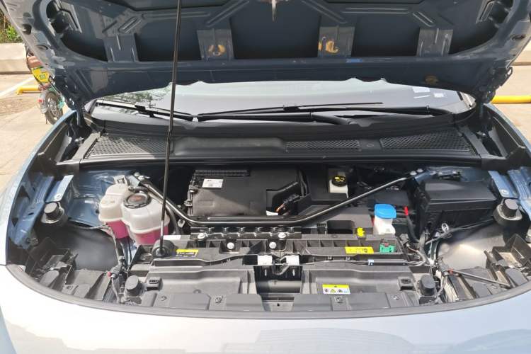 Used Volkswagen ID.7 VIZZION 2024 PRO Model Engine Bay