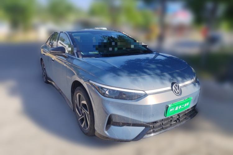 Used Volkswagen ID.7 VIZZION 2024 First Edition Front Right 45 Deg