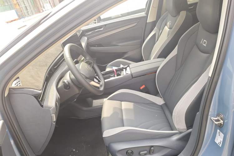 Used Volkswagen ID.7 VIZZION 2024 PRO Model Left Front Seat