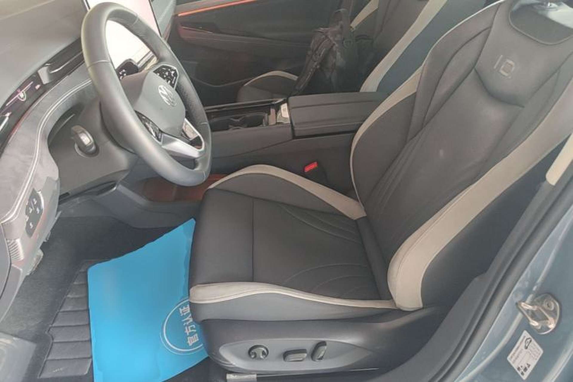 Used Volkswagen ID.7 VIZZION 2024 PRO Model Left Front Seat