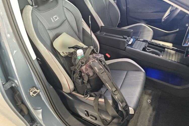 Used Volkswagen ID.7 VIZZION 2024 PRIME Right Front Seat