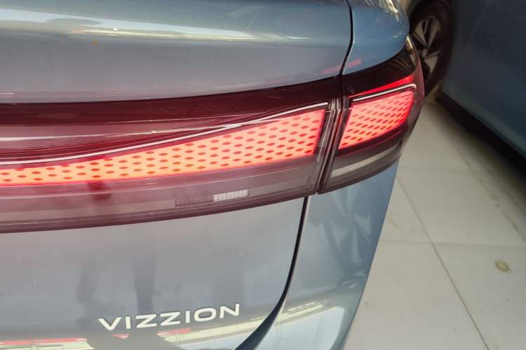 Used Volkswagen ID.7 VIZZION 2024 PRO Model Right Rear Taillight