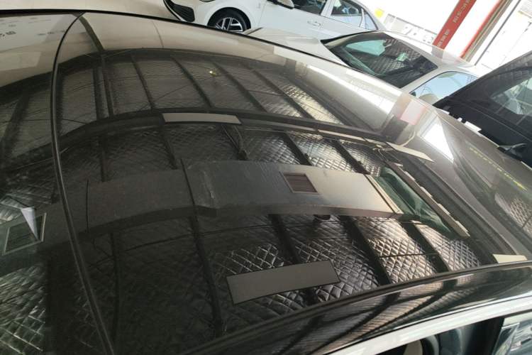 Used Volkswagen ID.7 VIZZION 2024 AIR model Roof
