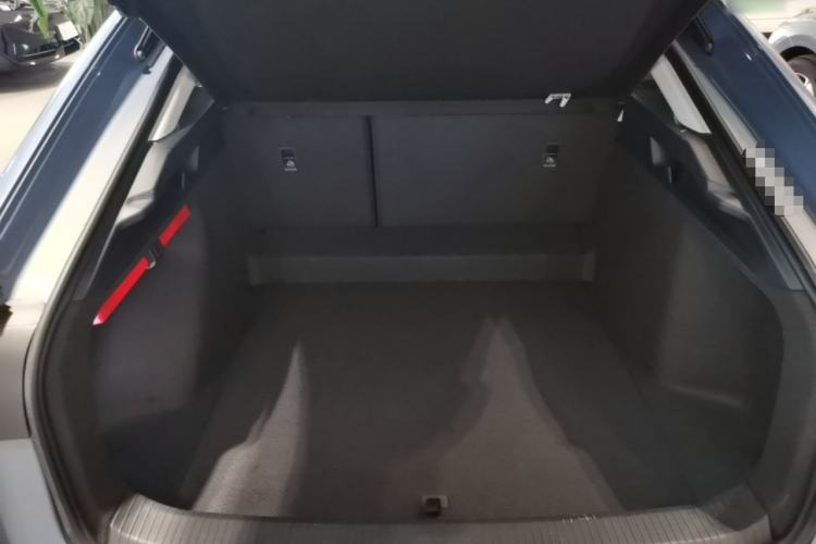 Used Volkswagen ID.7 VIZZION 2024 AIR model Trunk