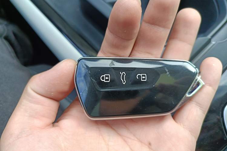 Used Volkswagen ID.7 VIZZION 2024 First Edition Vehicle Key