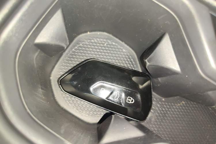 Used Volkswagen ID.7 VIZZION 2024 AIR model Vehicle Key