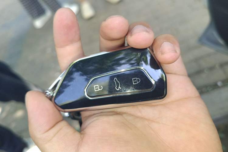 Used Volkswagen ID.7 VIZZION 2024 PRO Model Vehicle Key