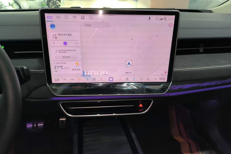 Used Volkswagen ID.7 VIZZION 2024 PRO Model Audio And AC Panel
