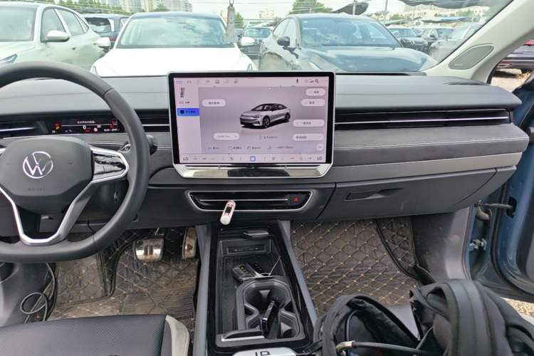 Used Volkswagen ID.7 VIZZION 2024 PRO Model Audio And AC Panel