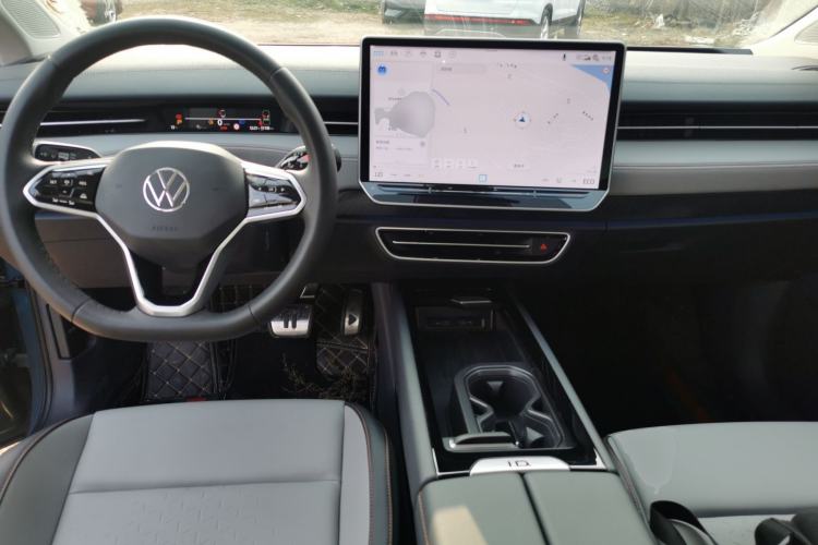 Used Volkswagen ID.7 VIZZION 2024 AIR model Center Console
