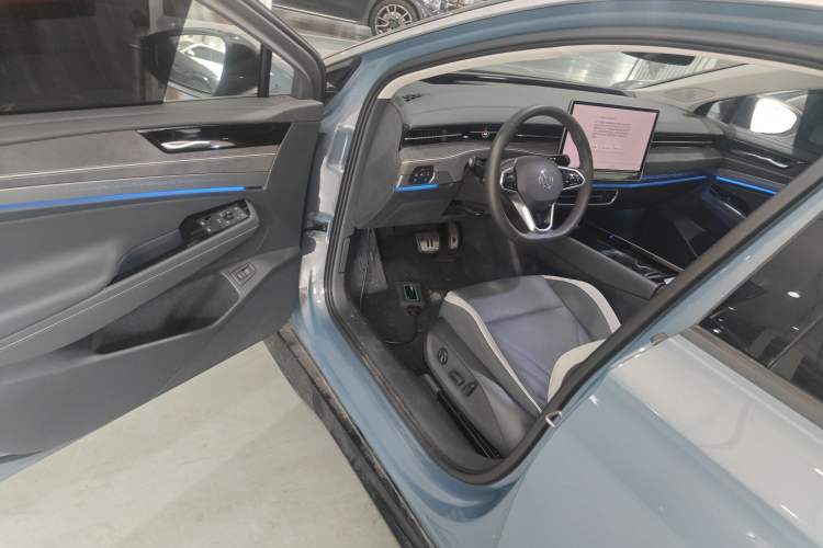 Used Volkswagen ID.7 VIZZION 2024 PRO Model Driver Seat