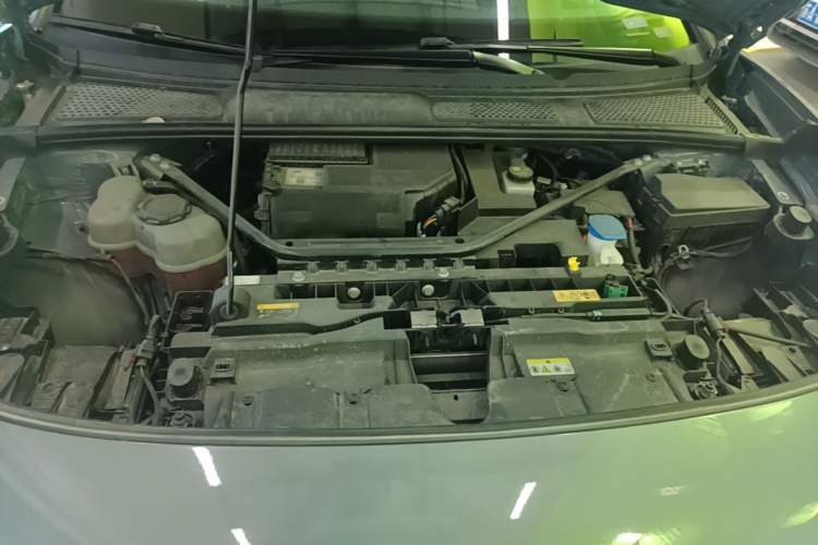 Used Volkswagen ID.7 VIZZION 2024 AIR model Engine Bay