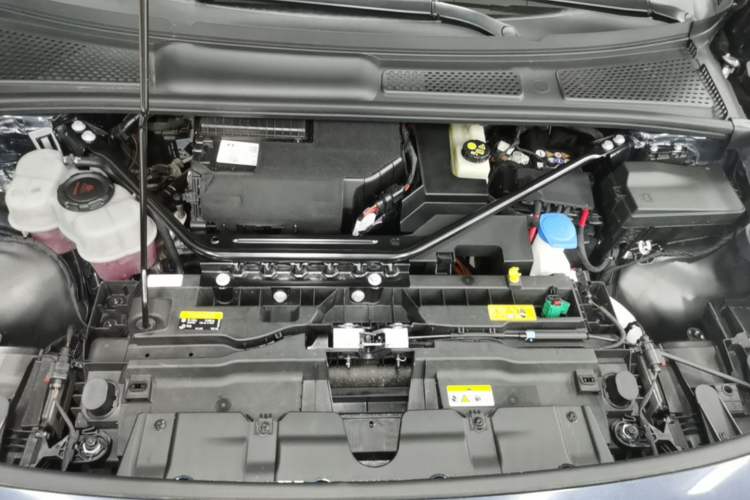 Used Volkswagen ID.7 VIZZION 2024 AIR model Engine Bay