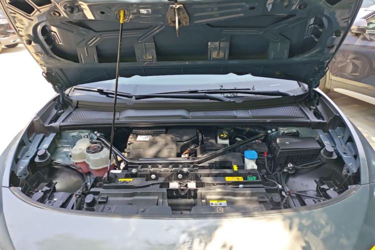 Used Volkswagen ID.7 VIZZION 2024 AIR model Engine Bay