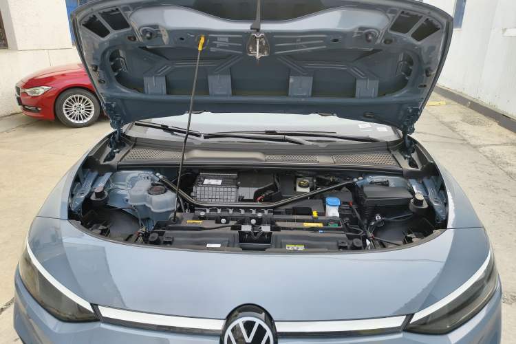 Used Volkswagen ID.7 VIZZION 2024 AIR model Engine Bay