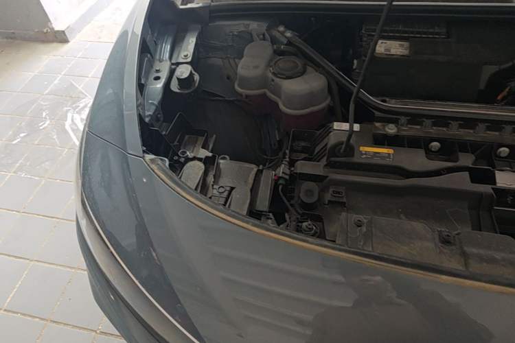 Used Volkswagen ID.7 VIZZION 2024 AIR model Engine Bay Right